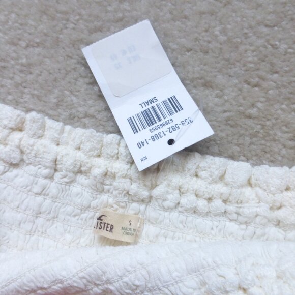 NWT HOLLISTER cream lace short sleeve romper - Picture 7 of 7